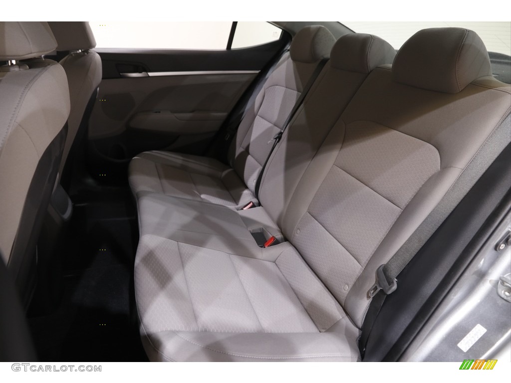 2019 Elantra SE - Symphony Silver / Gray photo #16