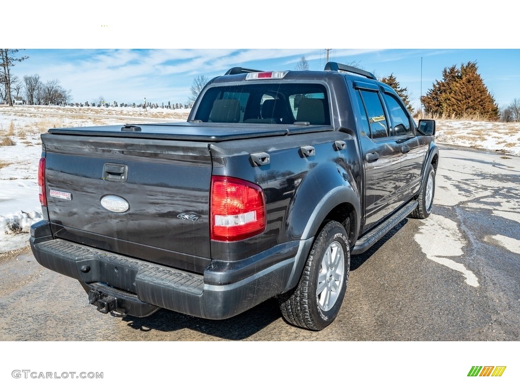 2007 Explorer Sport Trac XLT 4x4 - Black / Light Stone photo #4