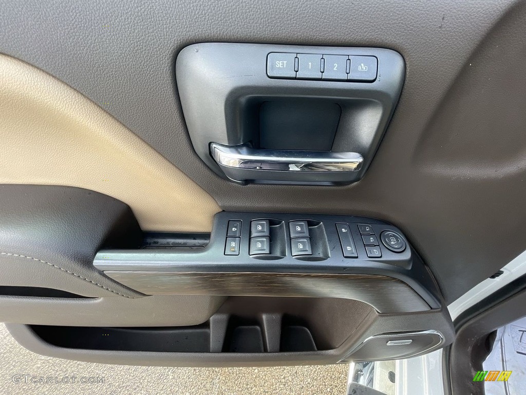 2017 GMC Sierra 3500HD Denali Crew Cab 4x4 Cocoa/­Dark Sand Door Panel Photo #143714002