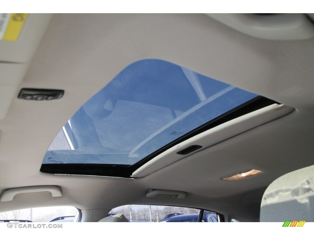 2014 Subaru XV Crosstrek 2.0i Premium Sunroof Photos