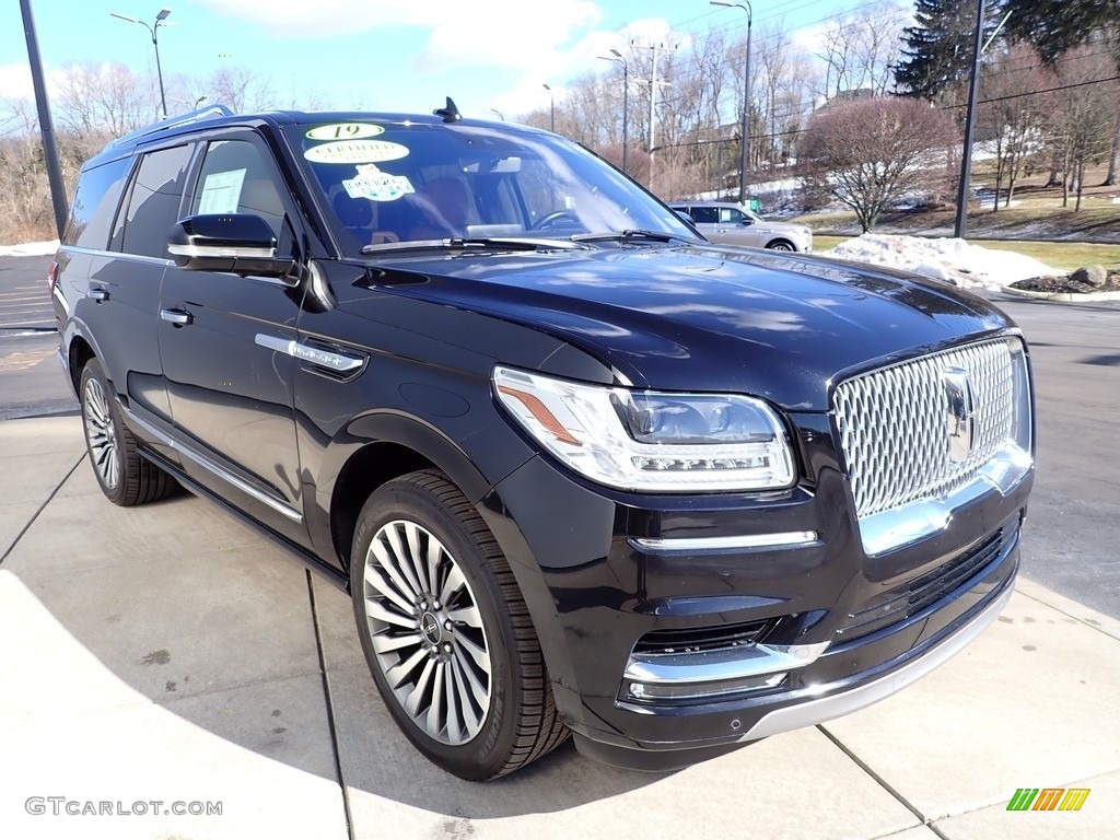 Infinite Black Metallic 2019 Lincoln Navigator Reserve 4x4 Exterior Photo #143717303