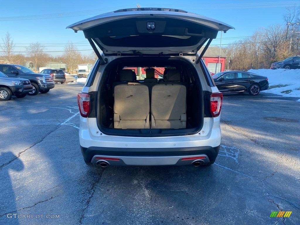 2017 Explorer Limited 4WD - White Platinum / Medium Light Camel photo #7
