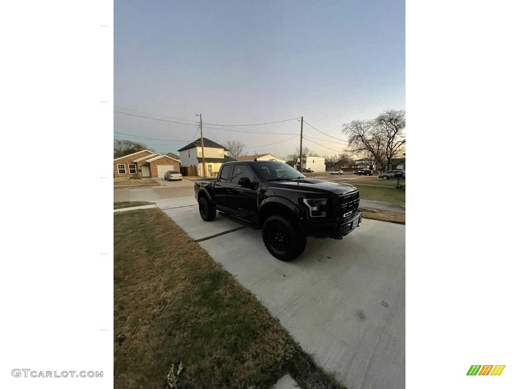2020 F150 SVT Raptor SuperCab 4x4 - Agate Black / Raptor Black photo #1