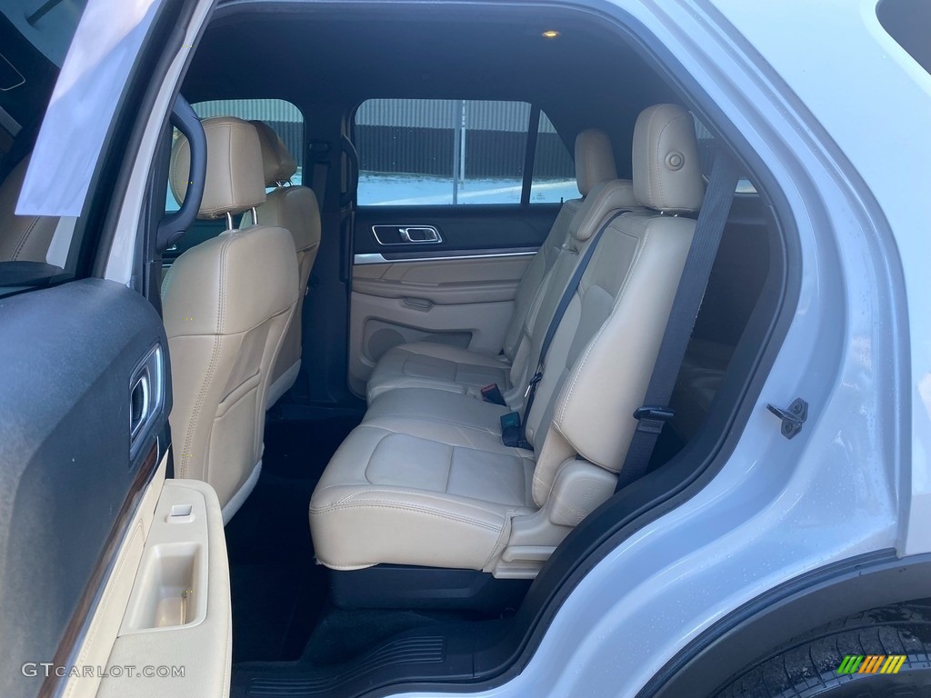 2017 Explorer Limited 4WD - White Platinum / Medium Light Camel photo #39