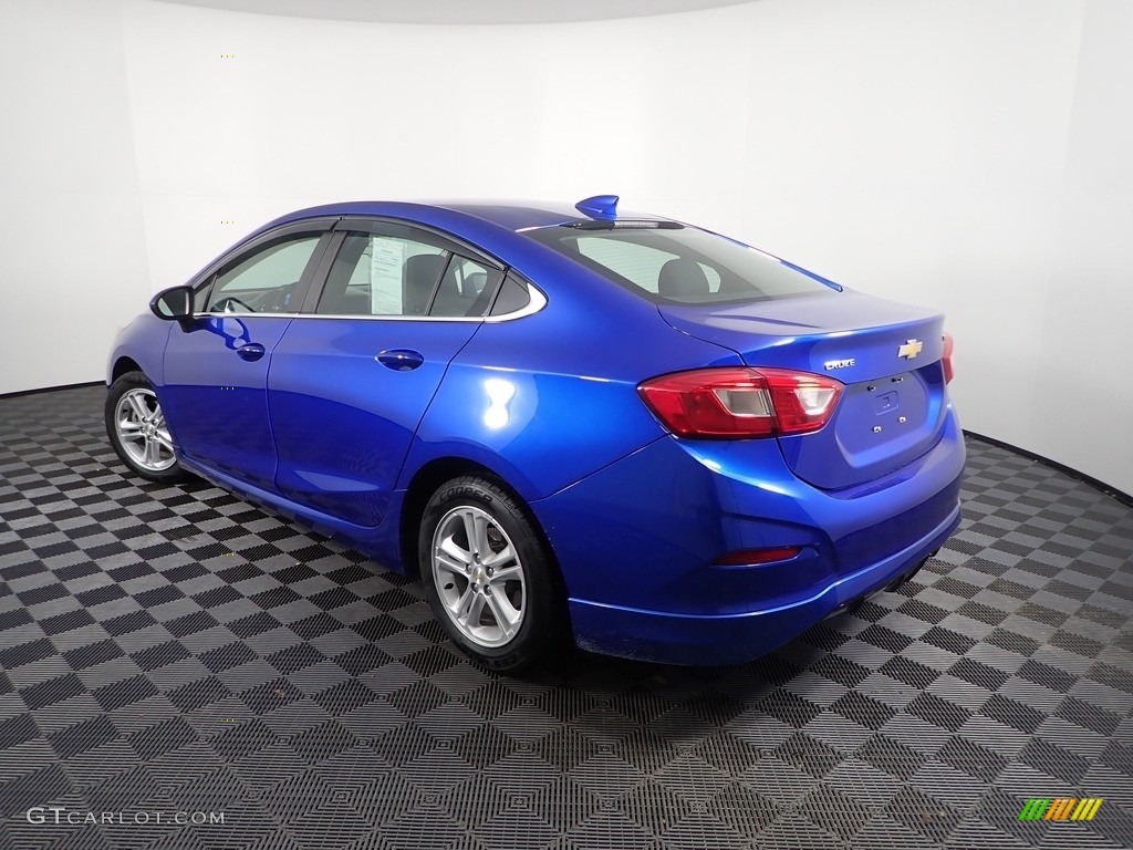 2018 Cruze LT - Kinetic Blue Metallic / Jet Black photo #10