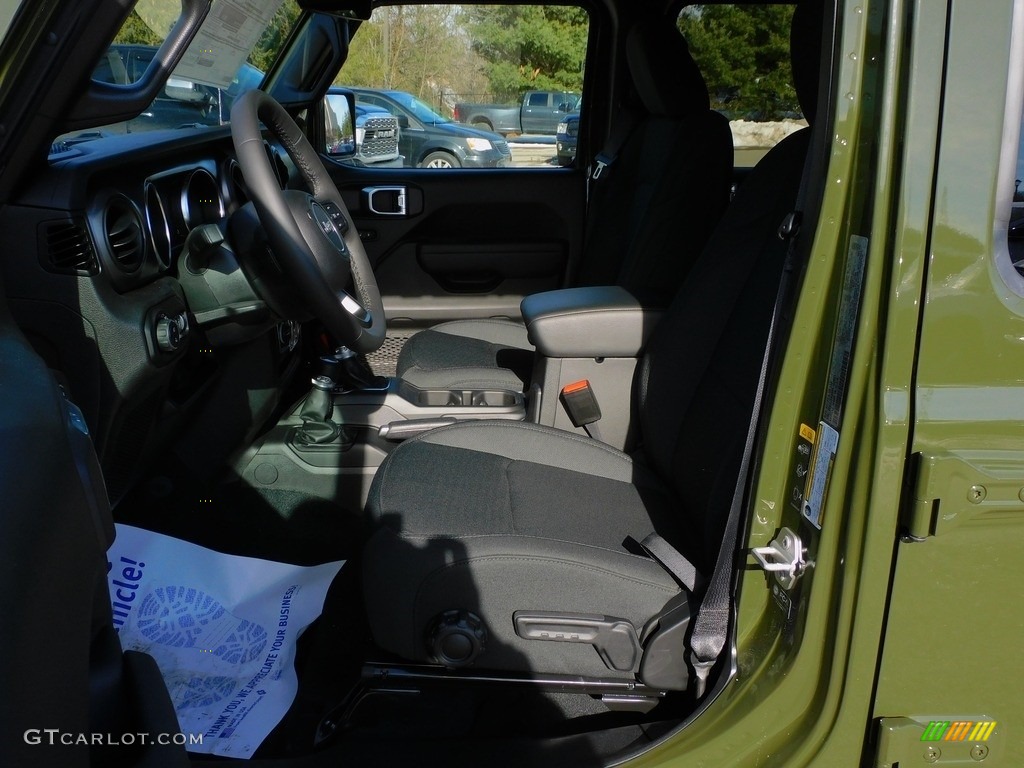 2022 Gladiator Willys 4x4 - Sarge Green / Black photo #11