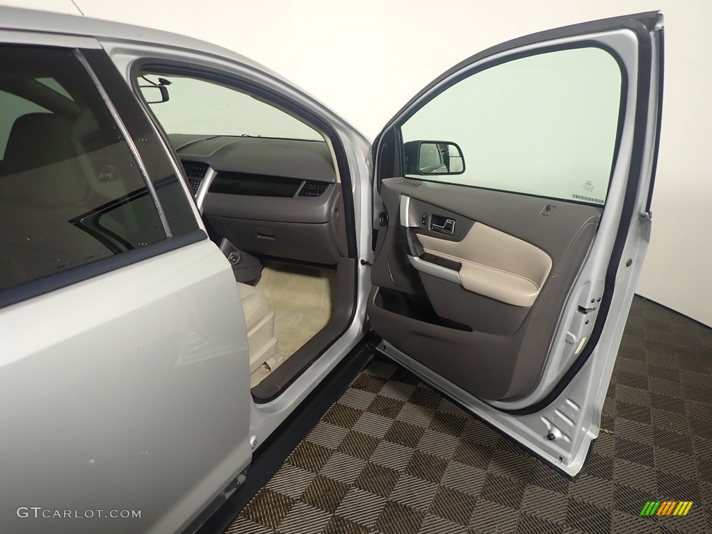 2012 Edge SE EcoBoost - Ingot Silver Metallic / Medium Light Stone photo #37