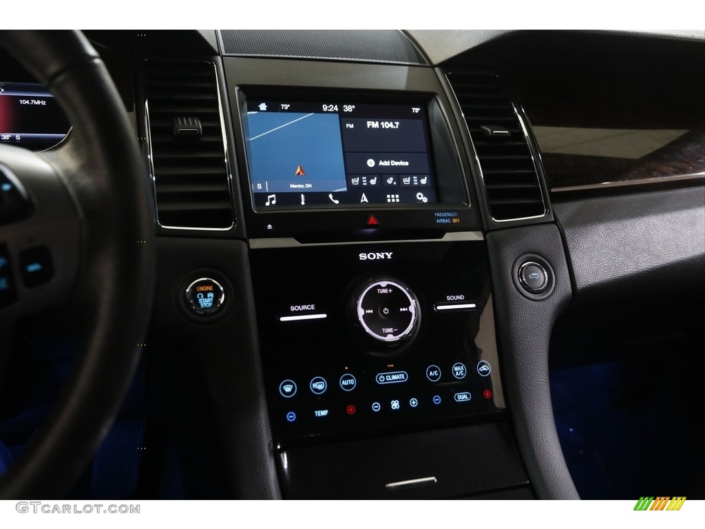 2018 Taurus Limited AWD - White Platinum / Charcoal Black photo #10