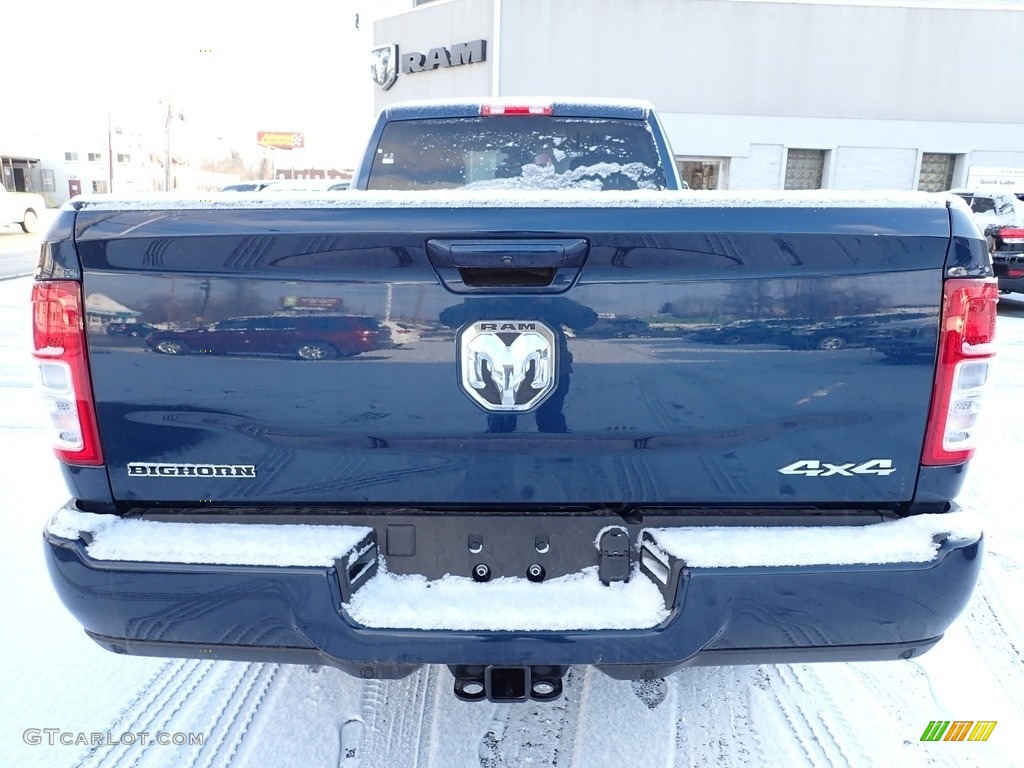 2022 3500 Big Horn Crew Cab 4x4 - Patriot Blue Pearl / Black photo #4