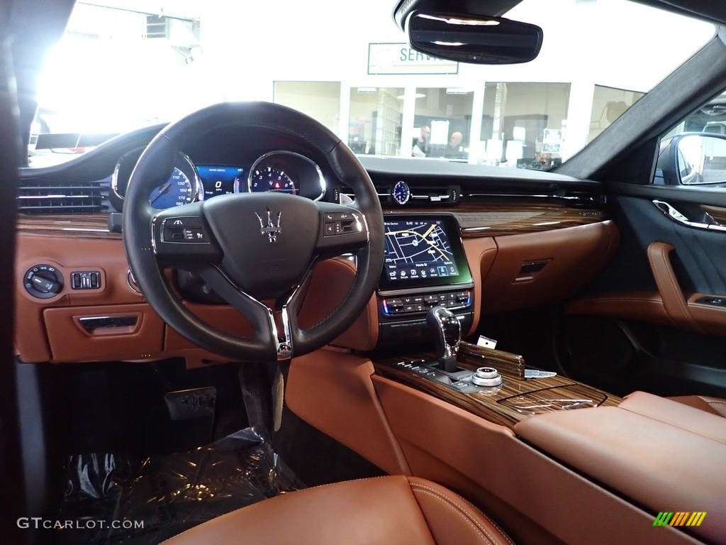 2017 Maserati Quattroporte S GrandLusso Q4 AWD Interior Color Photos