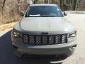 Sting-Gray - Grand Cherokee Laredo X 4x4 Photo No. 3