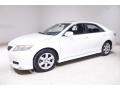 Super White - Camry SE Photo No. 3