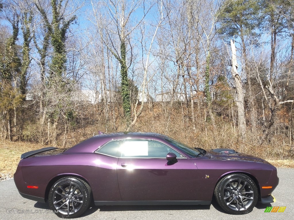 2021 Challenger R/T Scat Pack Shaker - Hellraisin / Black photo #5