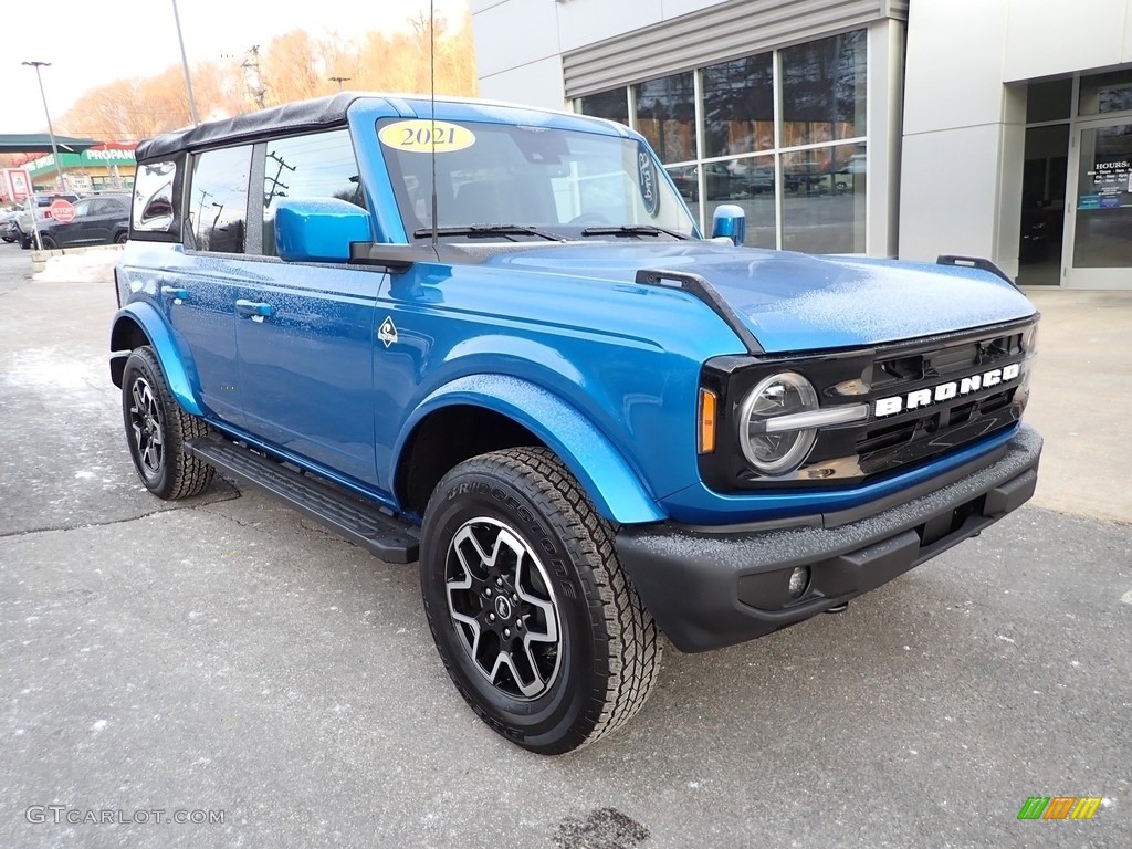 Velocity Blue 2021 Ford Bronco Outer Banks 4x4 4-Door Exterior Photo #143736865