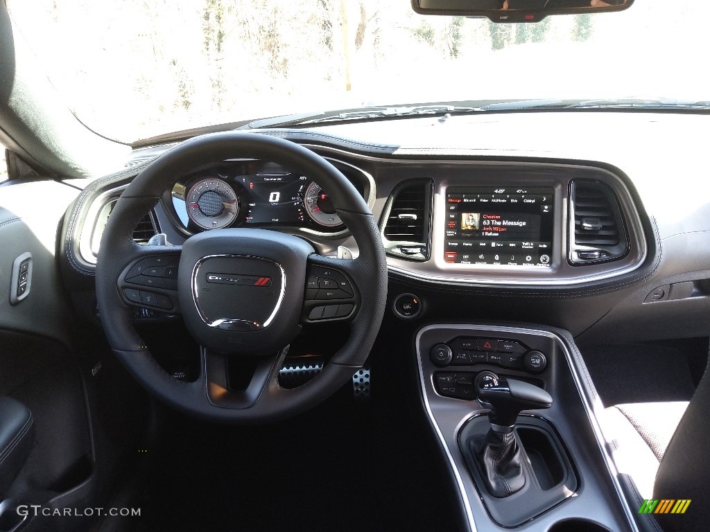 2021 Challenger R/T Scat Pack Shaker - Hellraisin / Black photo #16