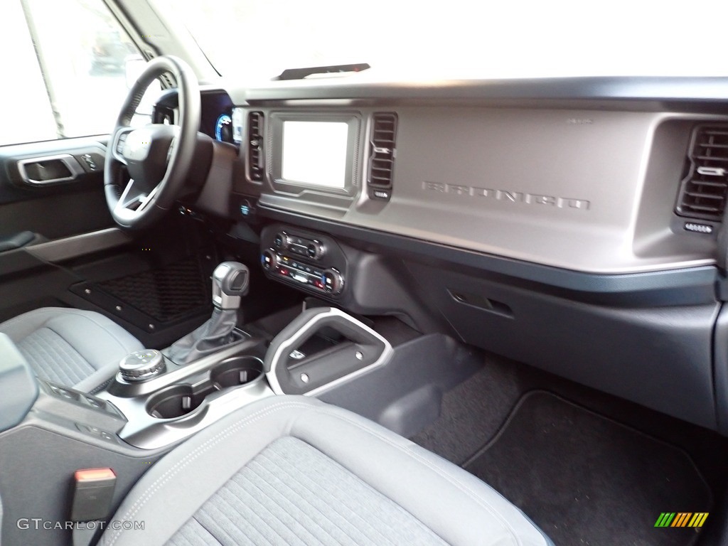 Space Gray/Navy Pier Interior 2021 Ford Bronco Outer Banks 4x4 4-Door Photo #143736937