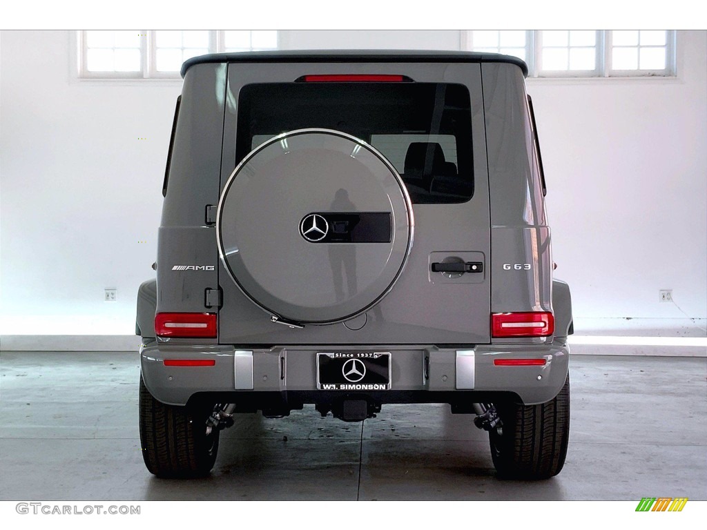 2021 G 63 AMG - G manufaktur Arabian Grey / Yacht Blue/Black photo #3