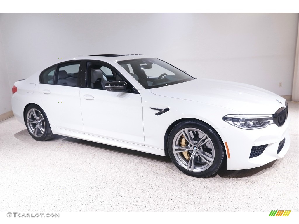 Alpine White BMW M5