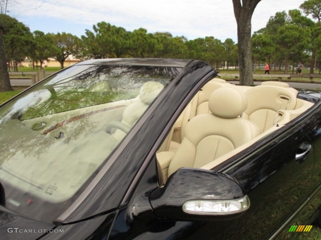2005 CLK 320 Cabriolet - Black / Stone photo #19