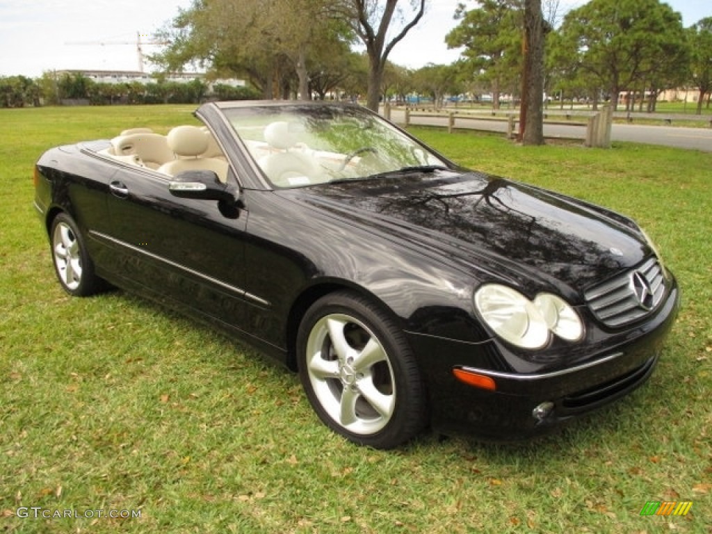 2005 CLK 320 Cabriolet - Black / Stone photo #25