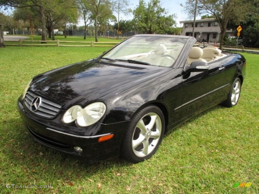 2005 CLK 320 Cabriolet - Black / Stone photo #32