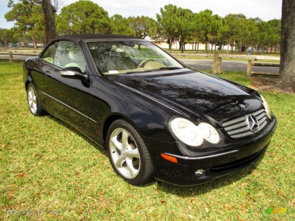 2005 CLK 320 Cabriolet - Black / Stone photo #49