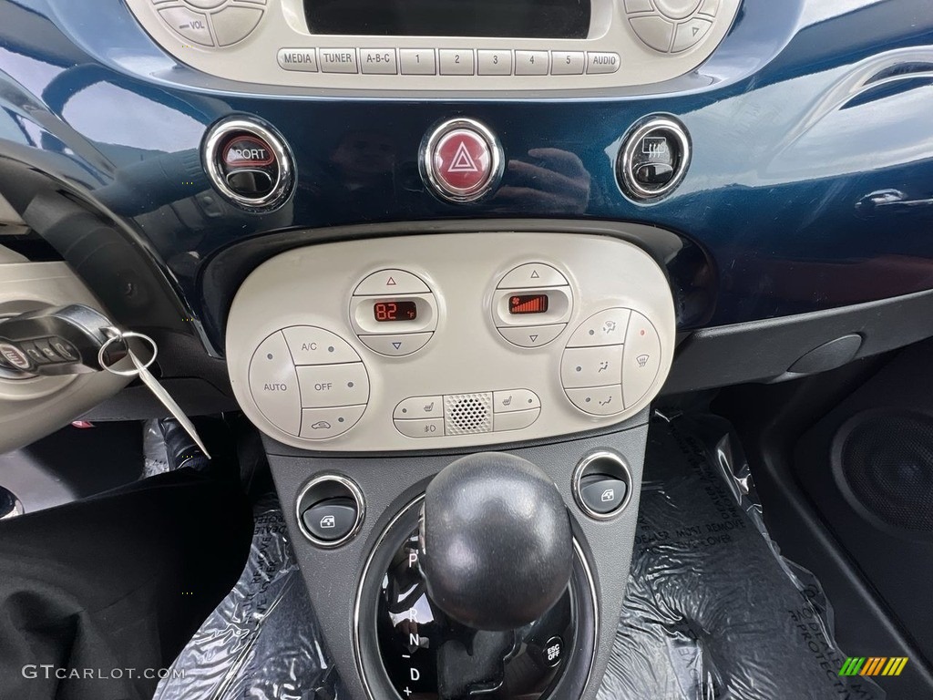 2015 Fiat 500c Pop Controls Photo #143744666