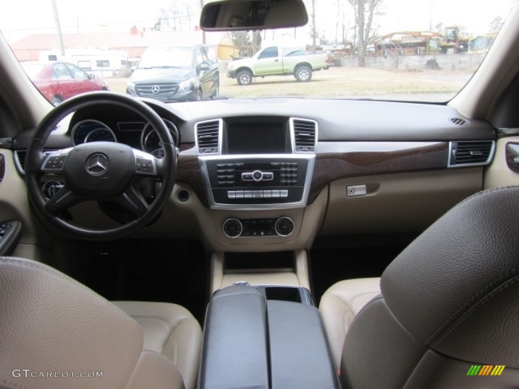 2014 ML 350 4Matic - Polar White / Almond Beige photo #13