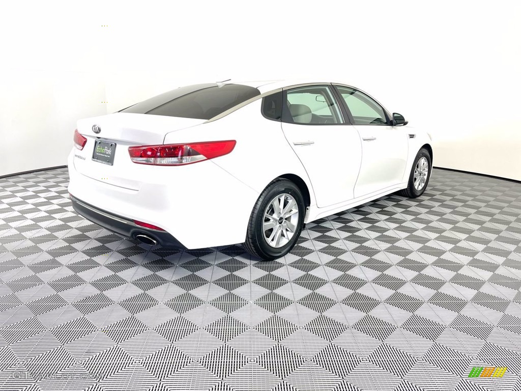 2016 Optima LX - Snow White Pearl / Beige photo #7