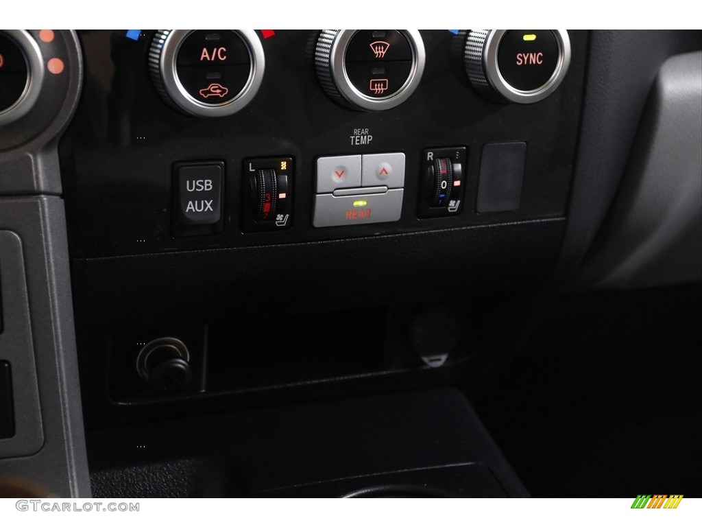 2012 Sequoia SR5 4WD - Black / Graphite Gray photo #15