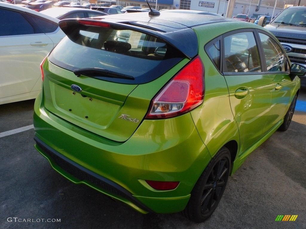 2019 Fiesta ST-Line Hatchback - Outrageous Green / Charcoal Black photo #2