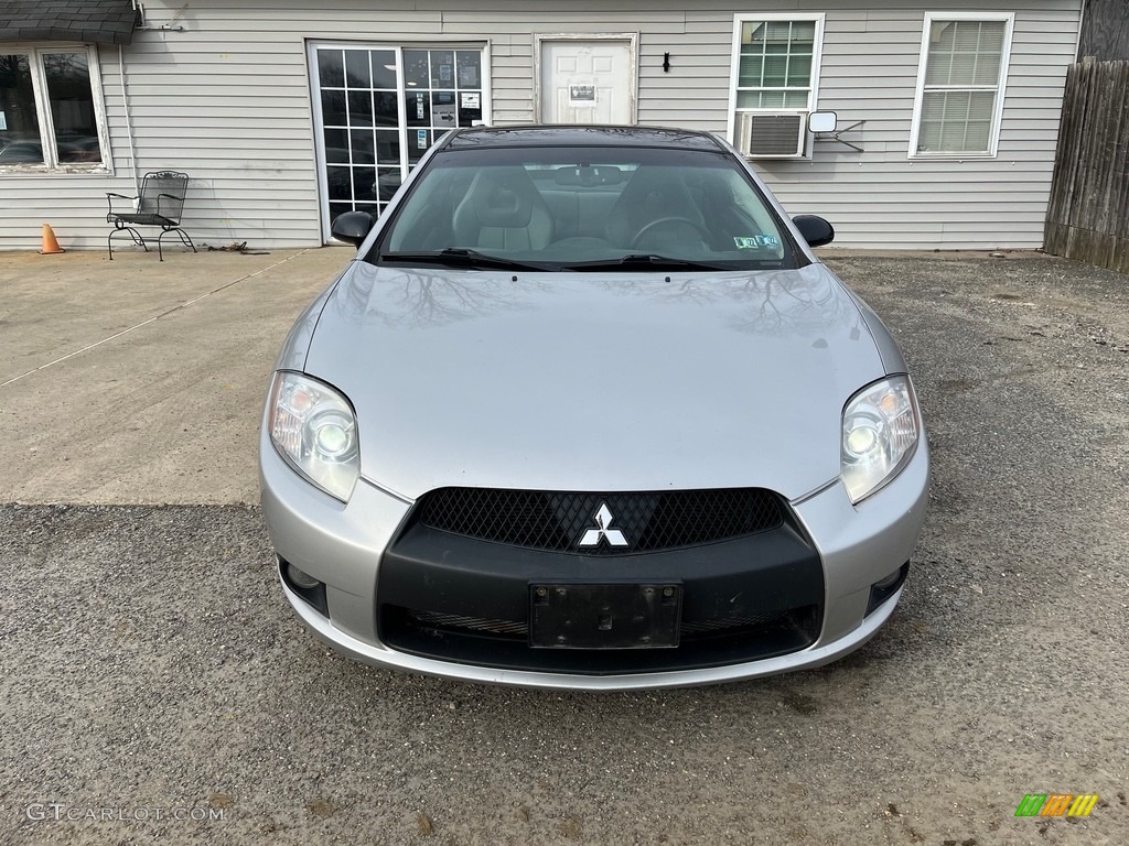 2012 Eclipse SE Coupe - Quick Silver / Dark Charcoal photo #12