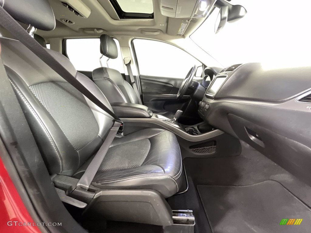 2020 Dodge Journey Crossroad Interior Color Photos