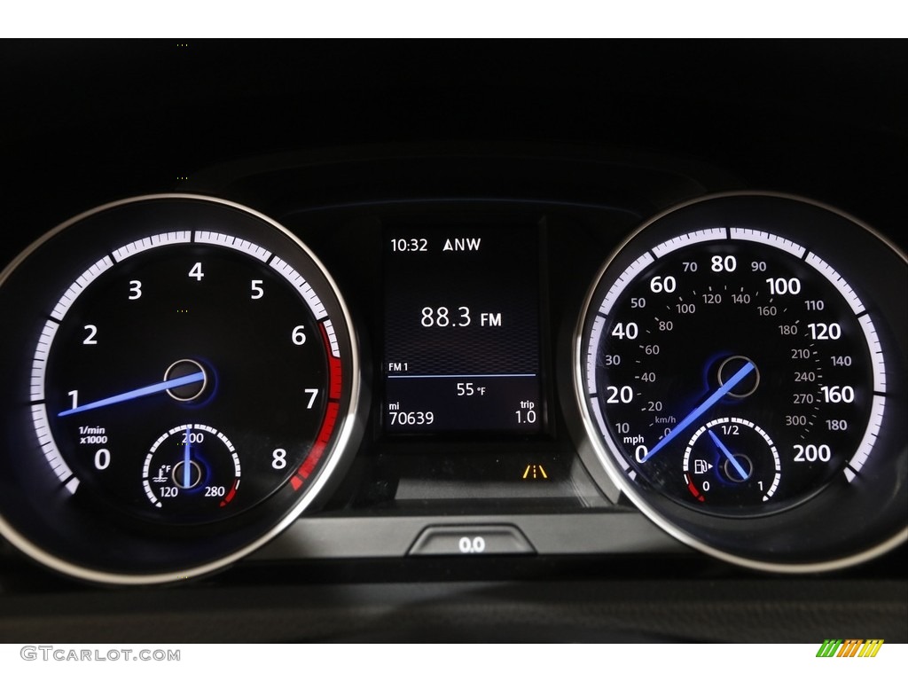2017 Volkswagen Golf R 4Motion w/DCC. Nav. Gauges Photos