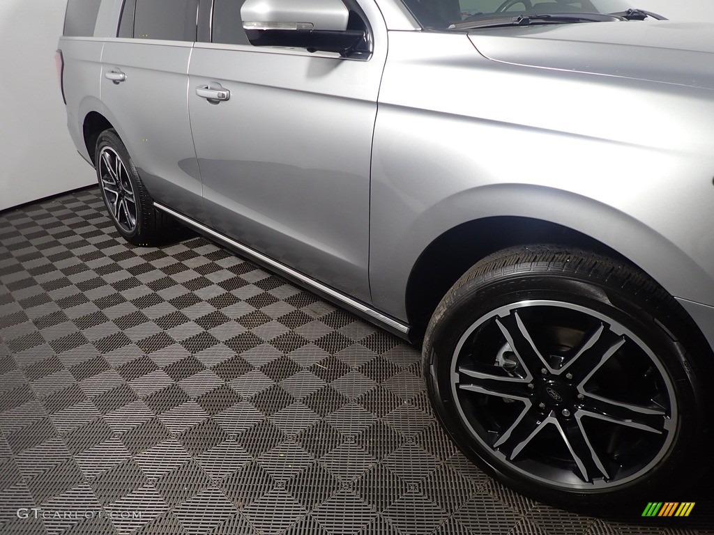 2020 Expedition Limited 4x4 - Iconic Silver / Ebony photo #6