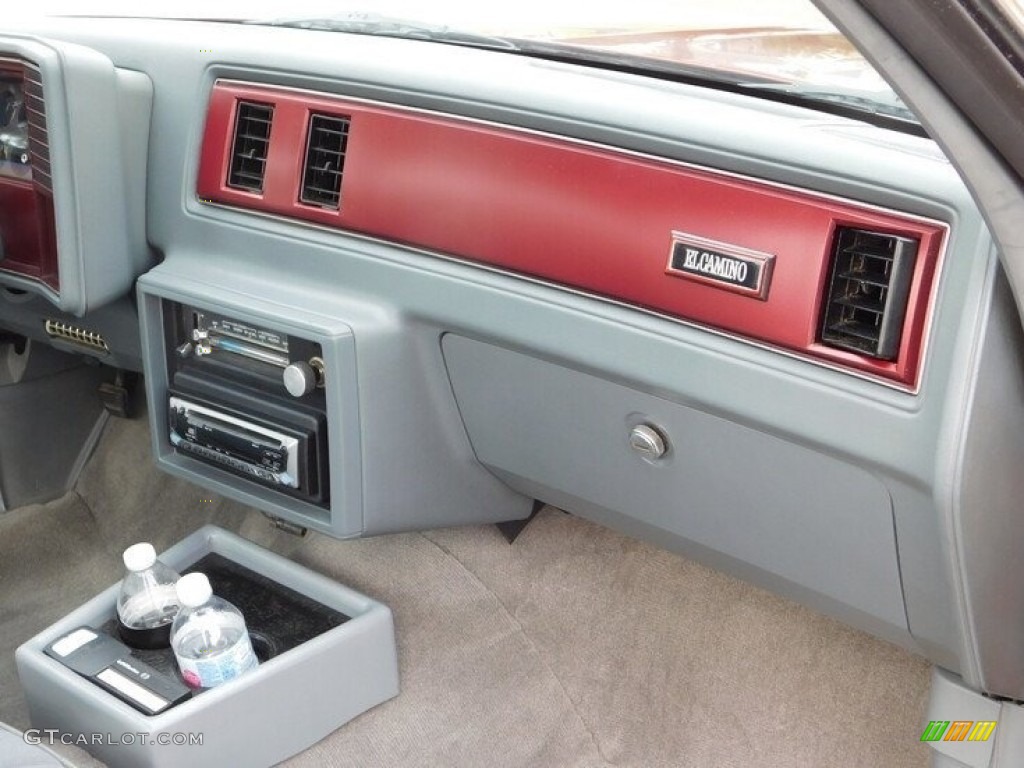 1985 Chevrolet El Camino Conquista Gray Dashboard Photo #143756325