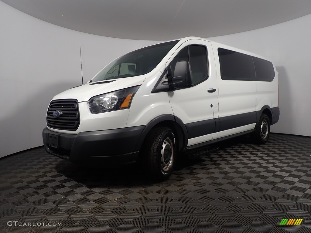 2015 Ford Transit Wagon XL Exterior Photos