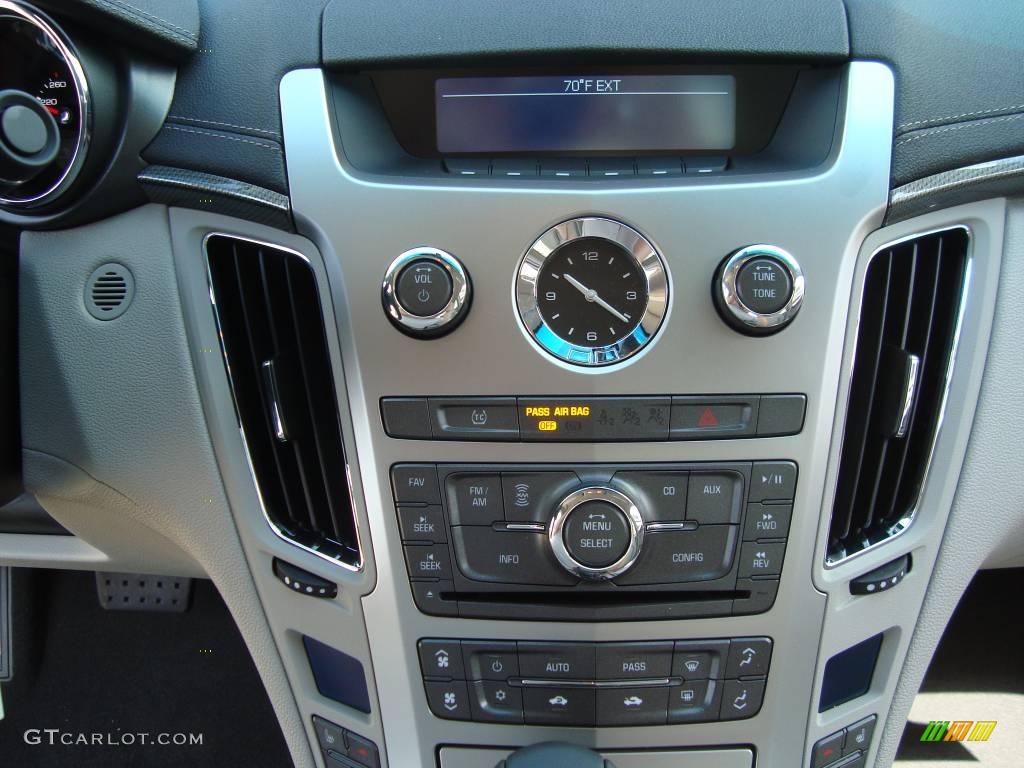 2009 CTS Sedan - Radiant Silver / Light Titanium/Ebony photo #15