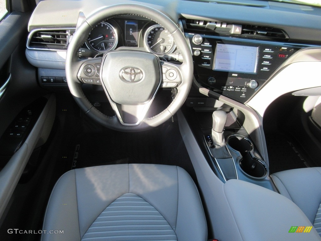 2020 Camry SE - Blue Streak Metallic / Ash photo #15