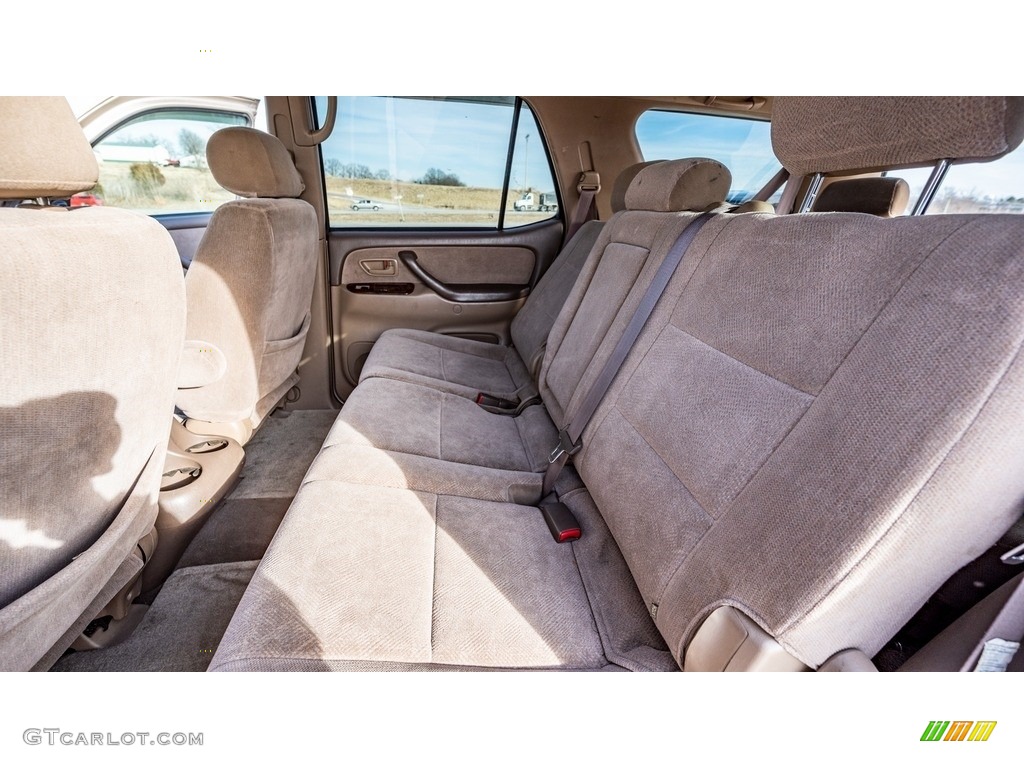 2004 Sequoia SR5 4x4 - Desert Sand Mica / Oak photo #20