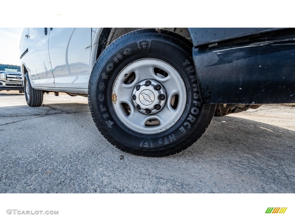 2014 Express 2500 Cargo WT - Summit White / Medium Pewter photo #2