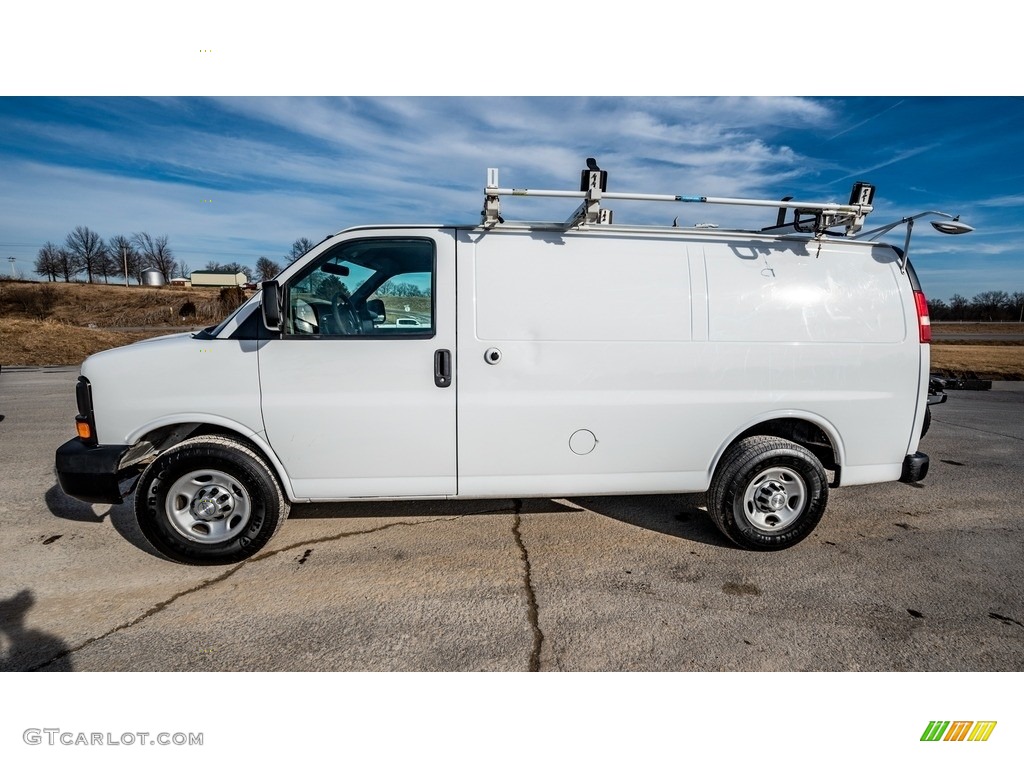 2014 Express 2500 Cargo WT - Summit White / Medium Pewter photo #7