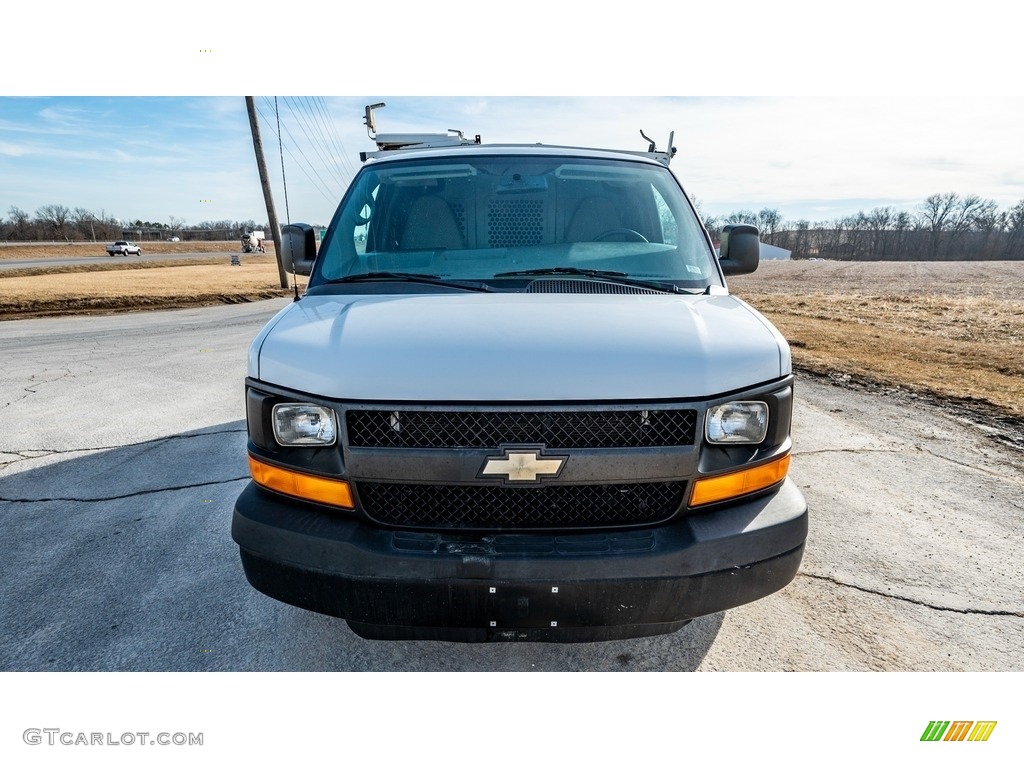 2014 Express 2500 Cargo WT - Summit White / Medium Pewter photo #9