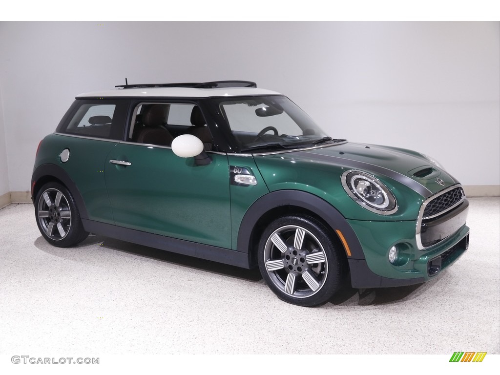 2019 Hardtop Cooper S 2 Door - British Racing Green II / 60 Years Dark Maroon photo #1