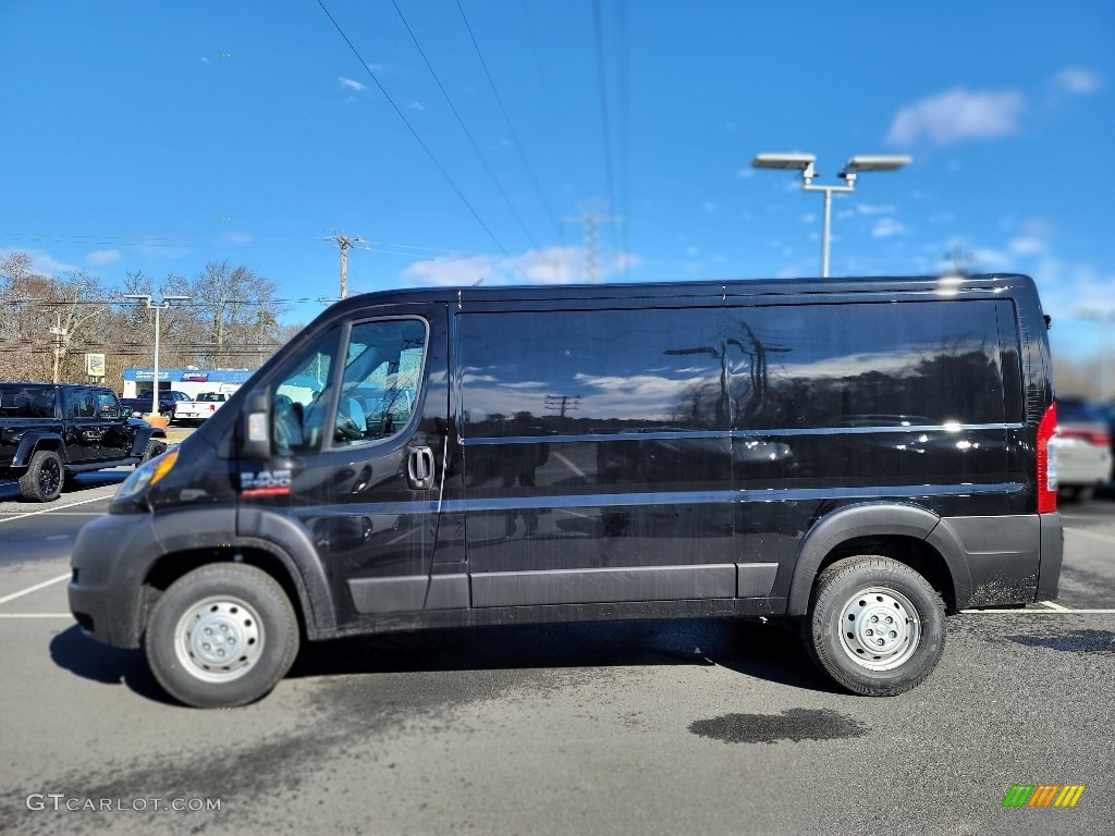 Black 2022 Ram ProMaster 2500 Low Roof Cargo Van Exterior Photo #143764670