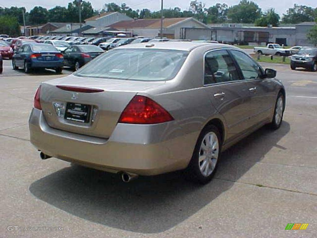 2006 Accord EX-L V6 Sedan - Desert Mist Metallic / Ivory photo #10