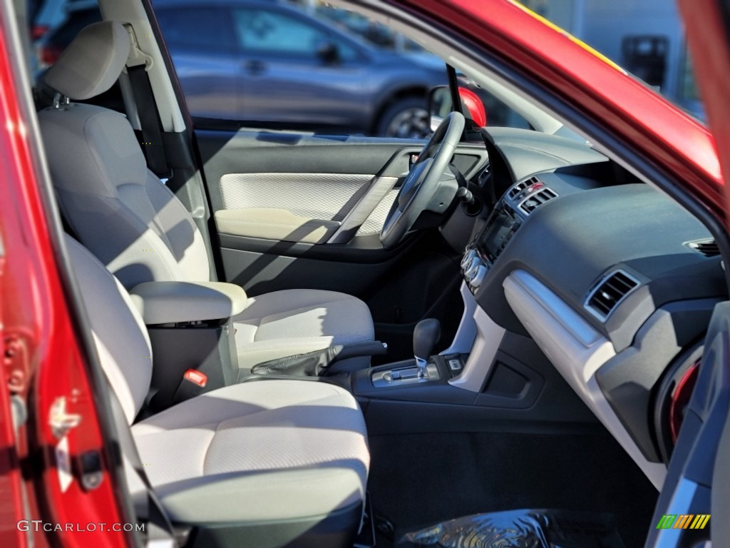 2018 Forester 2.5i Premium - Venetian Red Pearl / Platinum photo #24