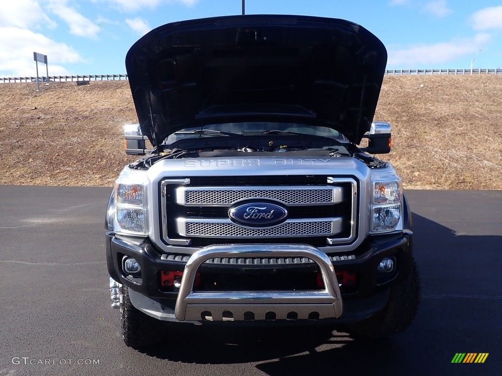 2016 F450 Super Duty Platinum Crew Cab 4x4 - Shadow Black / Black photo #8