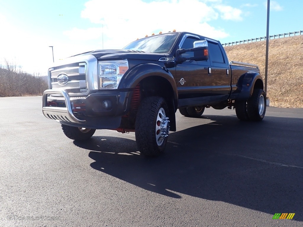 2016 F450 Super Duty Platinum Crew Cab 4x4 - Shadow Black / Black photo #10
