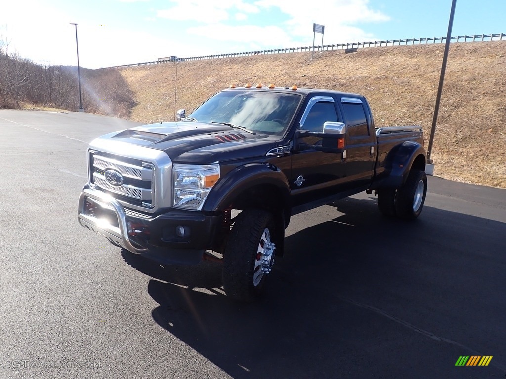 2016 F450 Super Duty Platinum Crew Cab 4x4 - Shadow Black / Black photo #11